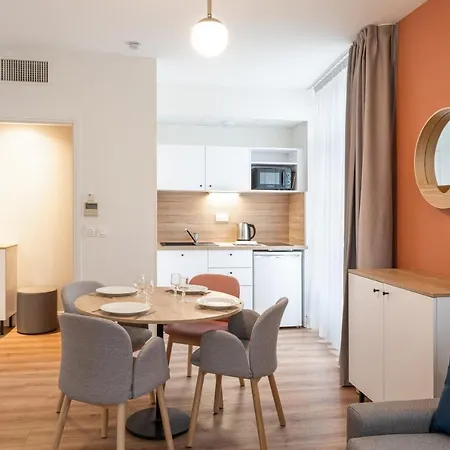 Aparthotel Privilodges Le Royal 3*