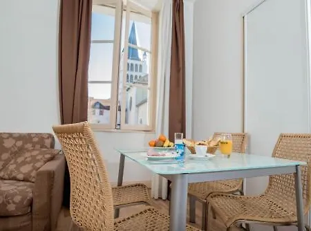 Privilodges Le Royal Aparthotel 3*