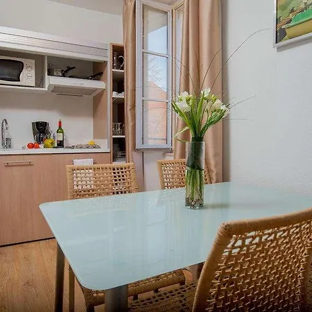 Privilodges Le Royal Aparthotel 3*
