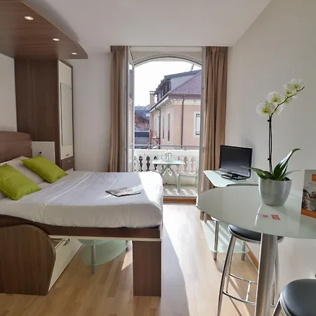 Aparthotel Royal 3*