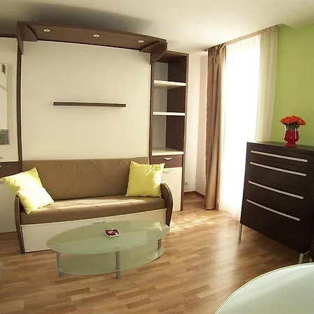 Privilodges Le Royal 3* Annecy