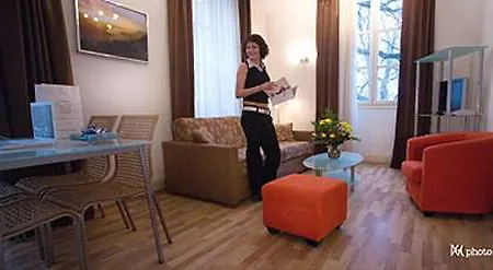 Royal Aparthotel 3*